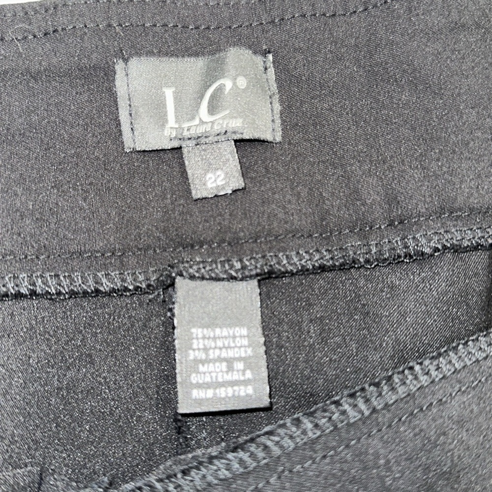 Women’s Black Pants size 22 - Picture 2 of 3